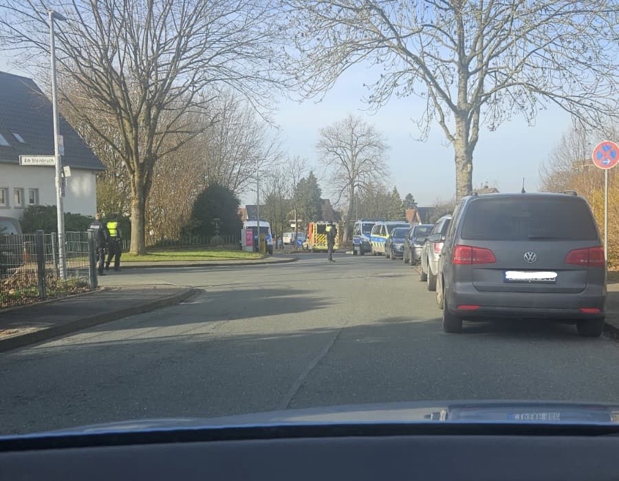 Großangelegter Polizeieinsatz in Lemgo: Gebäude durchsucht Bevölkerung bleibt unversehrt