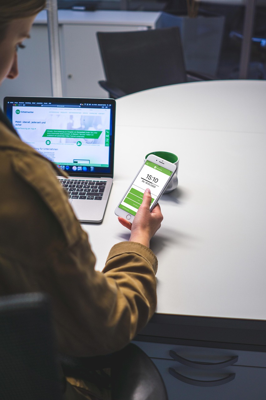 Homeoffice bei der Feuerwehr Lemgo: Neuer Weg für Flexibilität und Effizienz