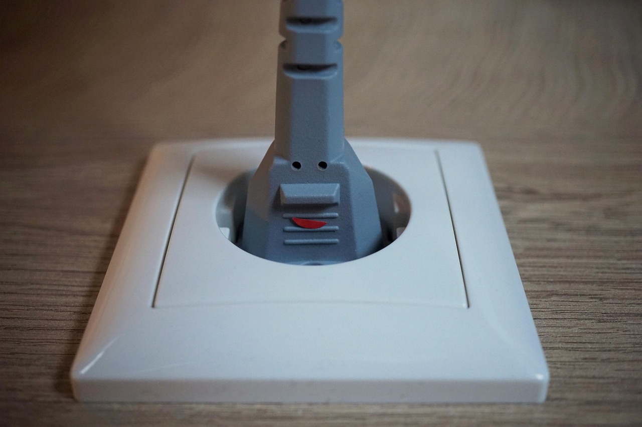 Blitzschnell behoben: Stromausfall am Morgen durch defektes Erdkabel – Lemgo Radio