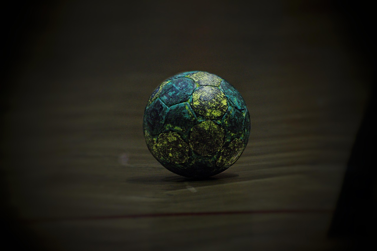 TBV Lemgo Lippe empfängt HSV Hamburg: Heimspiel in der Phoenix Contact-Arena – Lemgo Radio