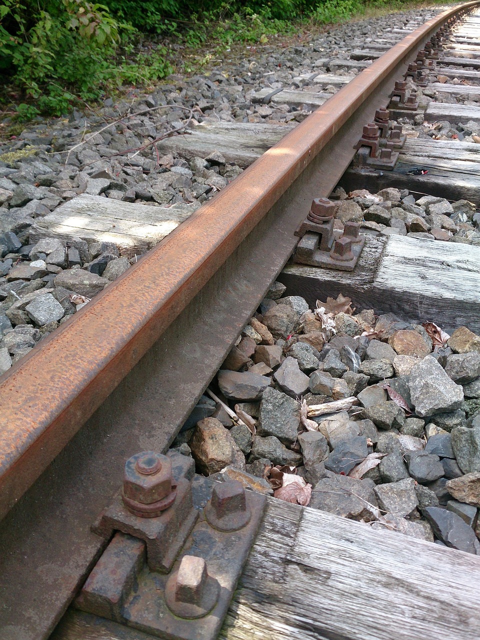 Komfort-Offensive auf der Schiene: Bahn investiert 20 Millionen in bessere Reisen Komfort-Offensive auf der Schiene: Bahn investiert 20 Millionen in bessere Reisen – Lemgo Radio