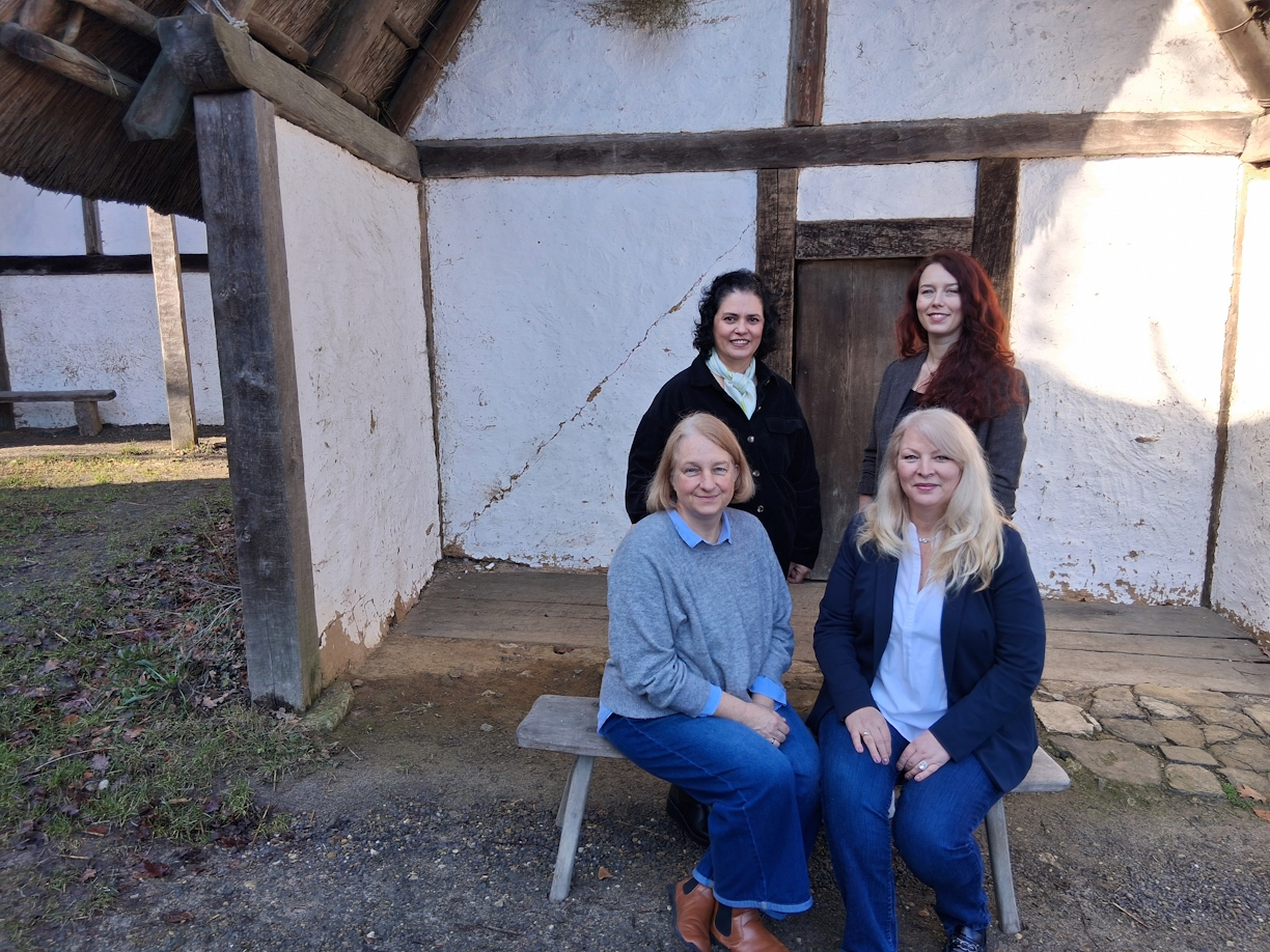 Wenn Geschichte lebendig wird: „Runder Teppich“ lädt Familien ins Abenteuer Vergangenheit ein – Lemgo Radio