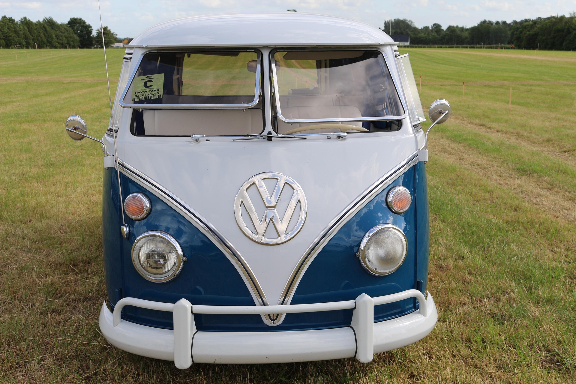 Sparkurs zeigt Wirkung: VW sieht steigende Gewinne bei Kernmarke