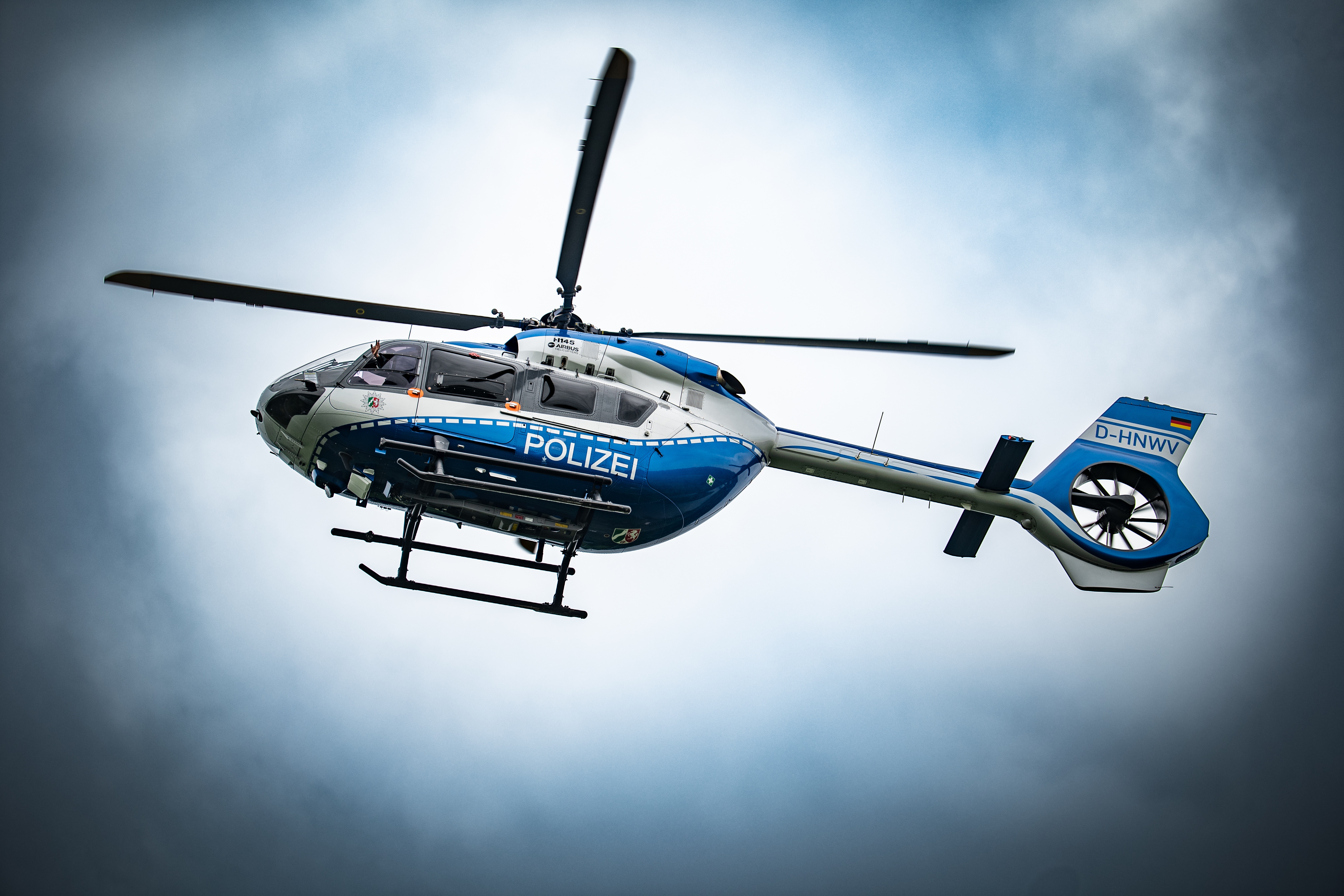 Nächtlicher Lärm am Himmel: Was hinter dem Polizeihubschrauber über Bielefeld steckt