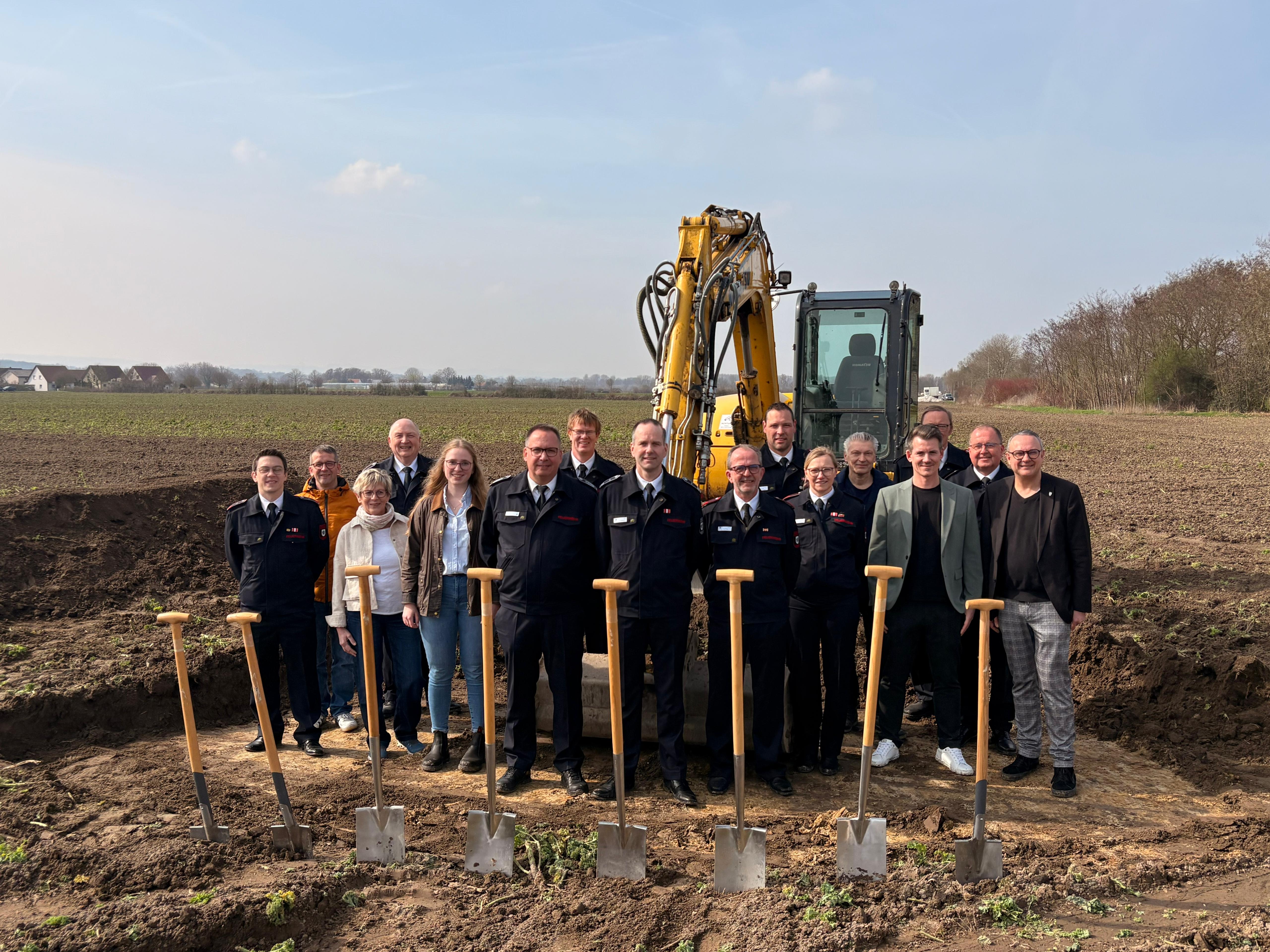 Spatenstich für das neue Feuerwehrgerätehaus in Lieme: Moderne Einsatzwache entsteht