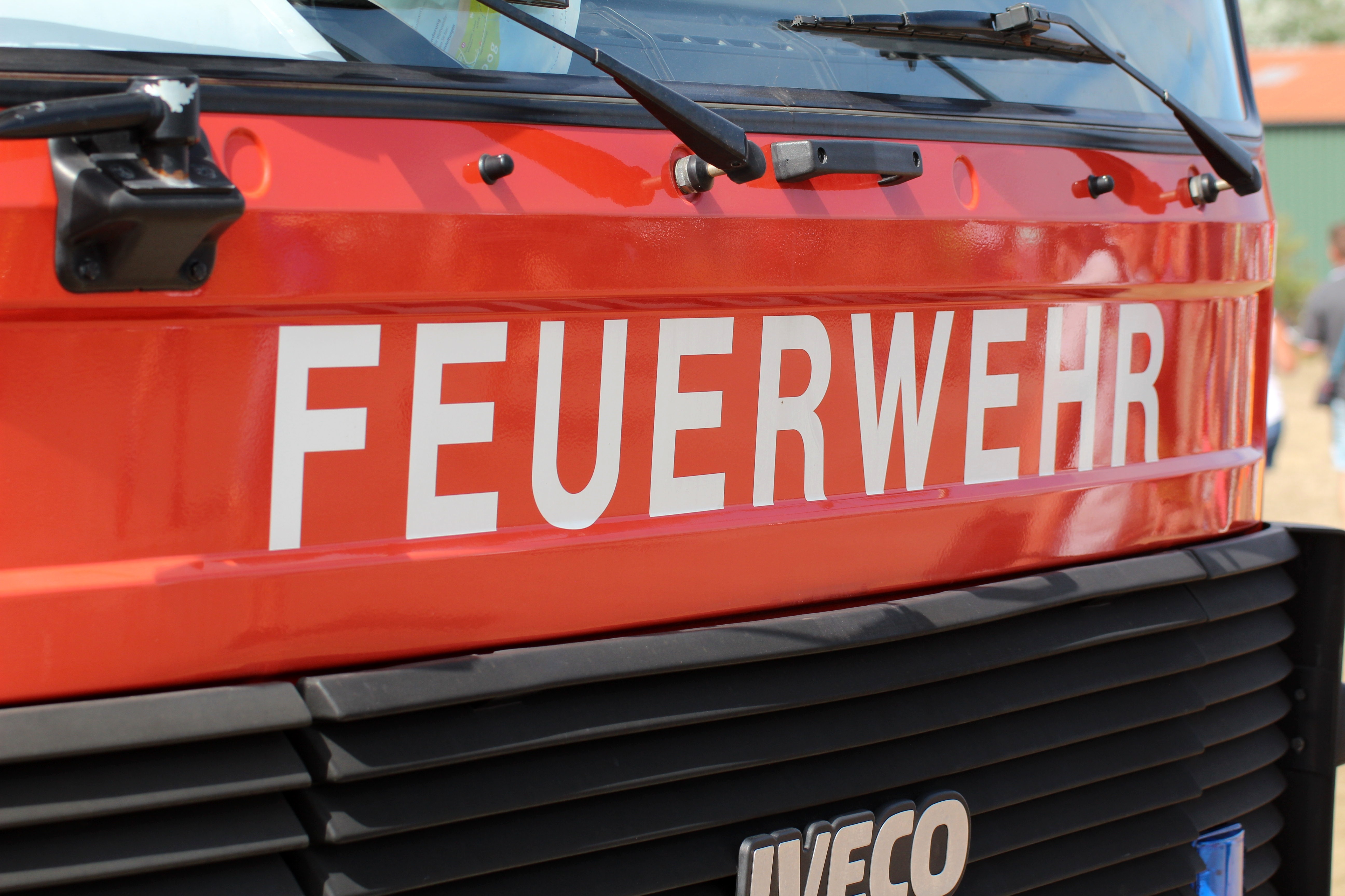 Zwei Linienbusse kollidieren in Detmold – Feuerwehr im Einsatz – Lemgo Radio