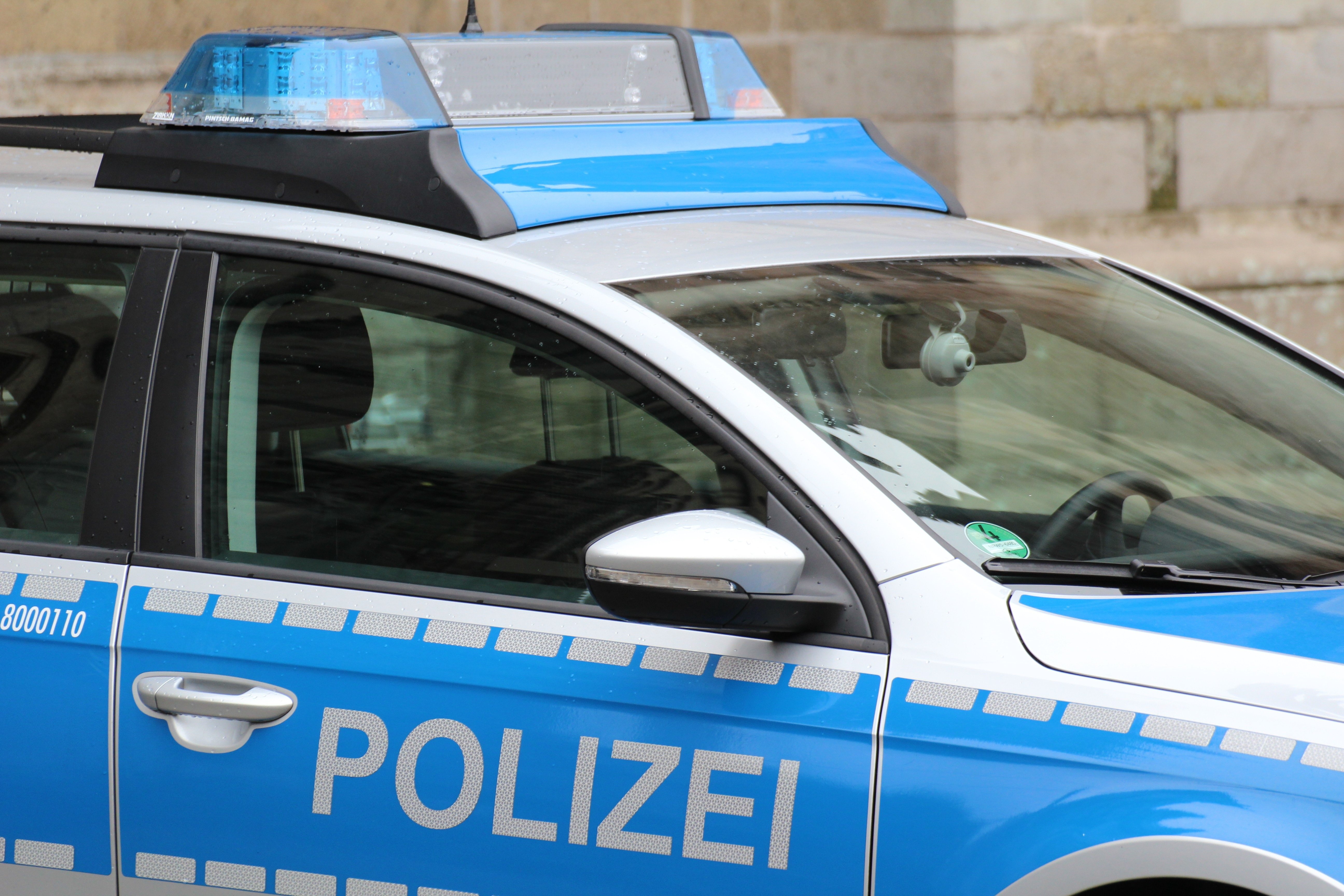 Vier Verletzte bei Kreuzungsunfall in Bad Salzuflen – Polizei sucht Zeugen – Lemgo Radio Nachrichten