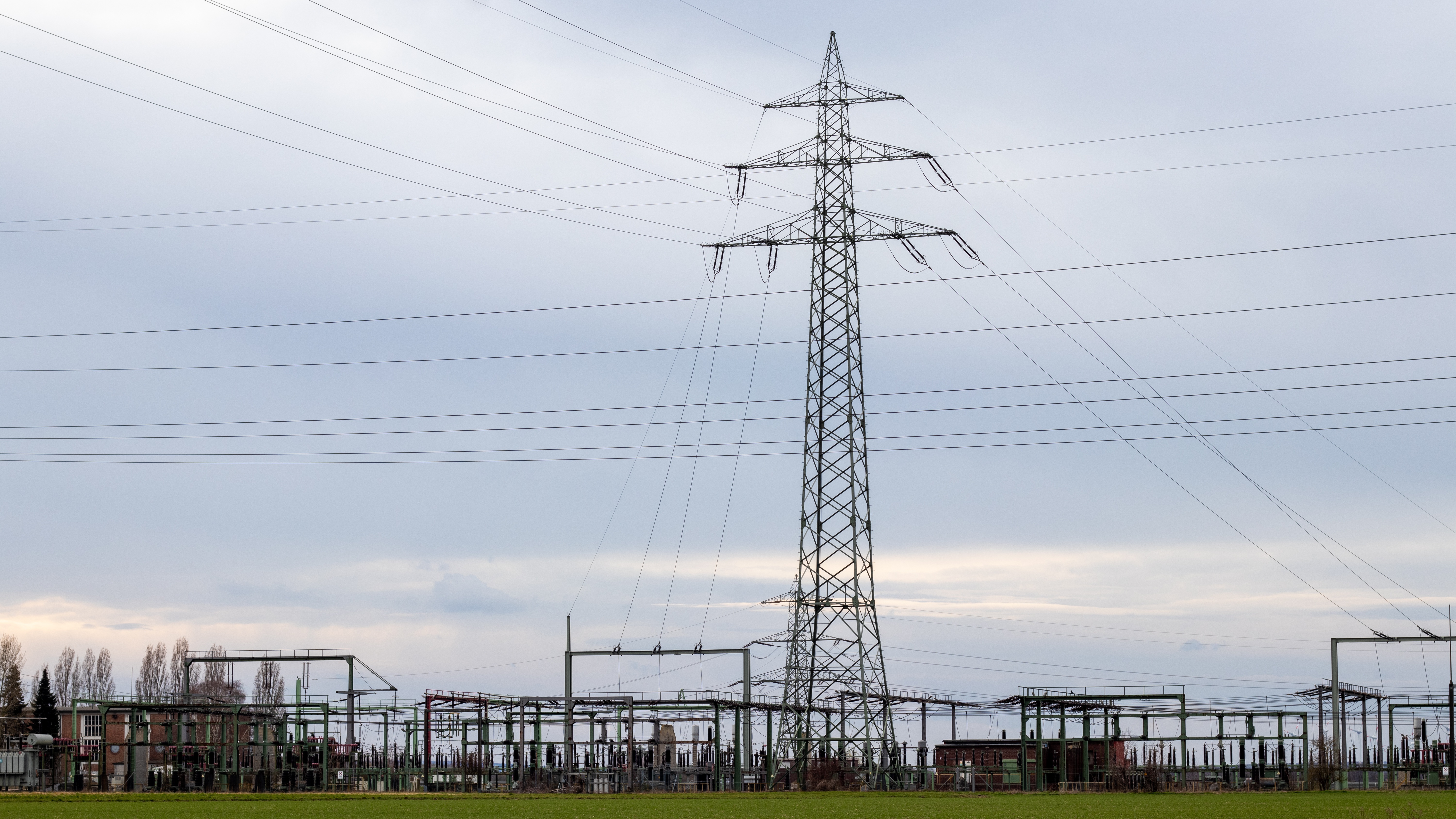 Strom bald gratis? EU treibt radikalen Plan zur Abschaffung der Steuer voran – Lemgo Radio