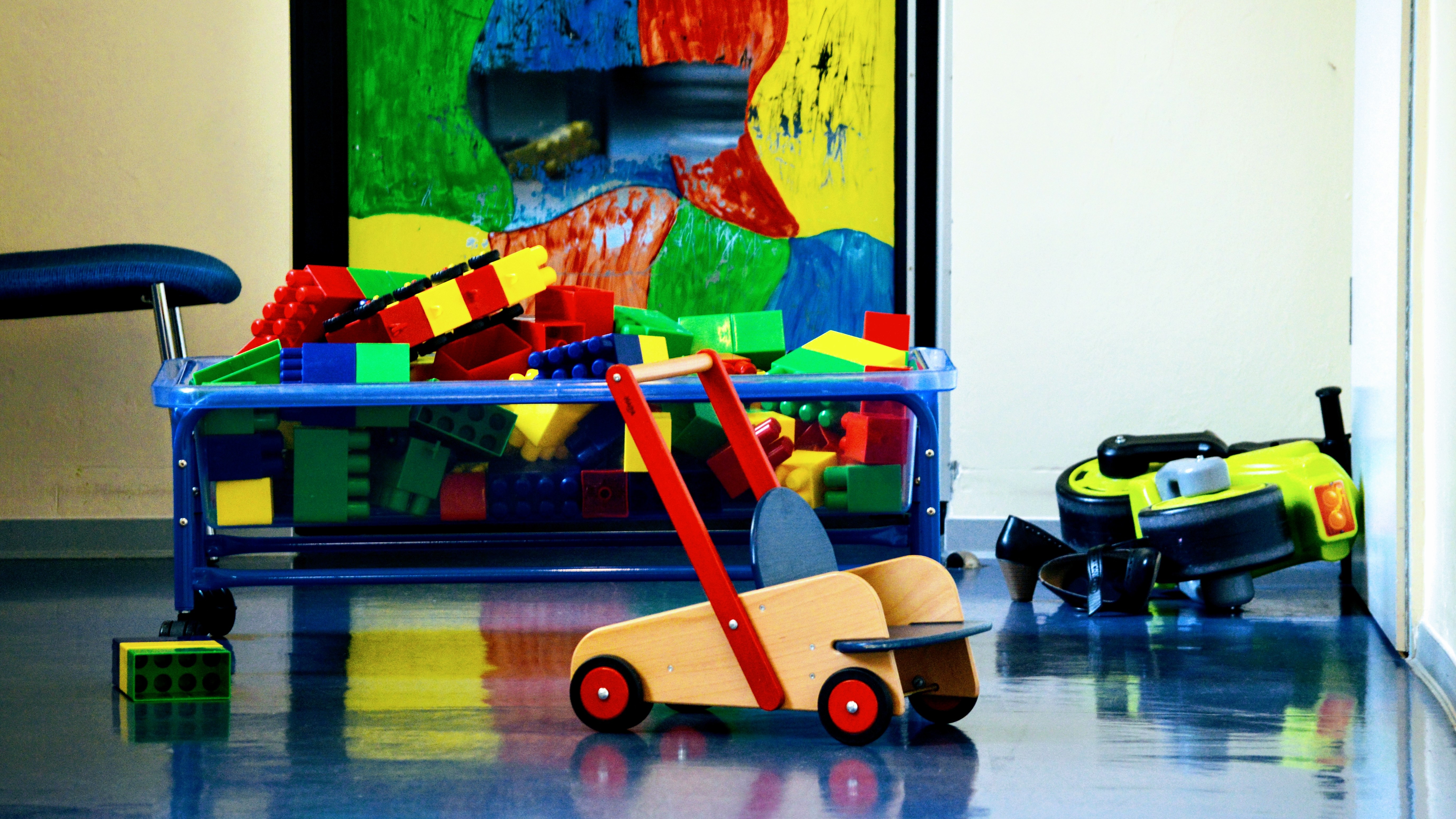Kreis Lippe digitalisiert Kinderbetreuung: Neues Elternportal bündelt alle Angebote – Lemgo Radio